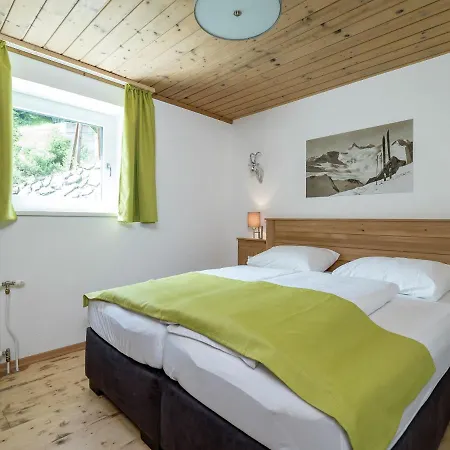 Luxurious Holiday In Saalbach-hinterglemm With Barbecue *