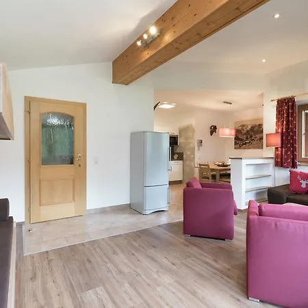 Σπίτι διακοπών Luxurious Holiday In Saalbach-hinterglemm With Barbecue *